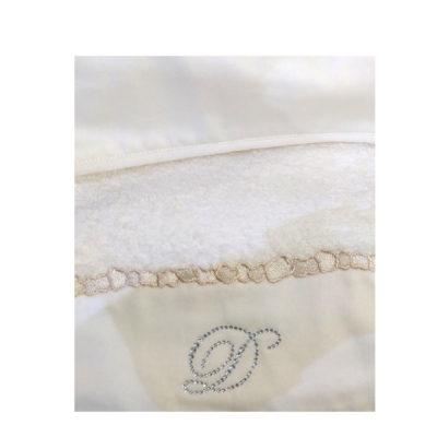 Asciugamani-David-logo-swarovsky-particolare